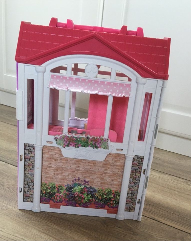 Mattel Barbie CHF54 - Glam Ferienhaus in Apelern