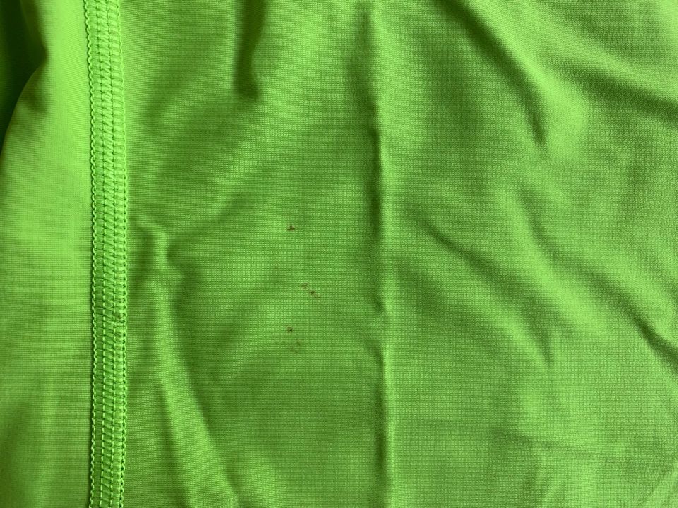 IQ UV Shirt, grün, ca. 158/ 164, S in Wentorf