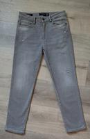 Elias Rumelis Jeans Waisted Jeans Straight Fit High Waist W28 Baden-Württemberg - Sigmaringen Vorschau