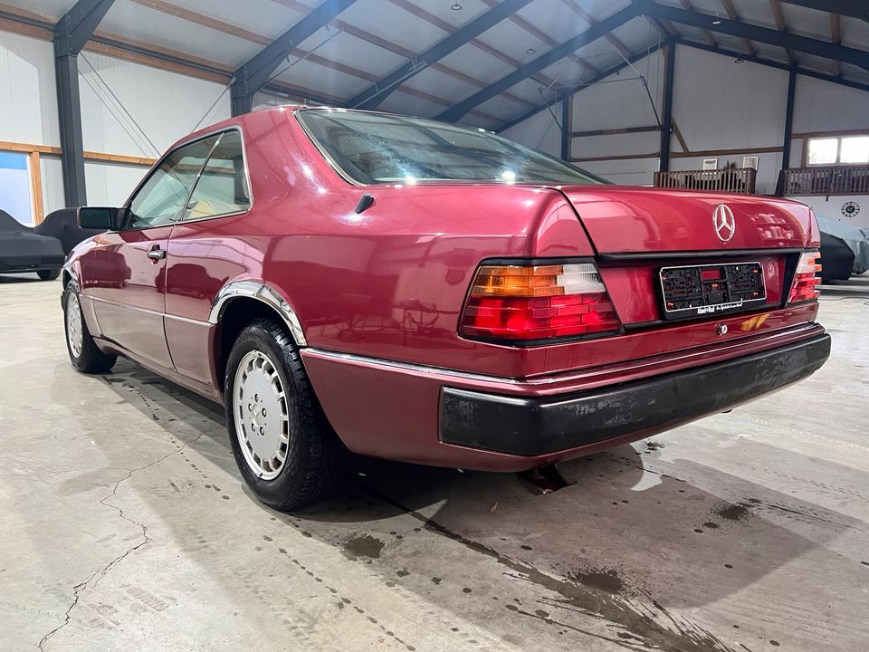 MERCEDES-BENZ 300 CE 24V W124 COUPE | AUTOMATIK | SCHECKHEFT in Aitrach