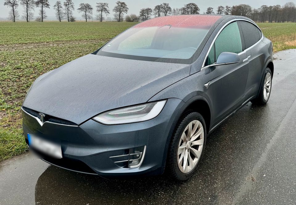 Tesla Model X Long Range EAP Garantie 10/24 Raven in Itzehoe