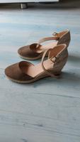 Sandalen Schuhe mit Keilabsatz Brandenburg - Altlandsberg Vorschau