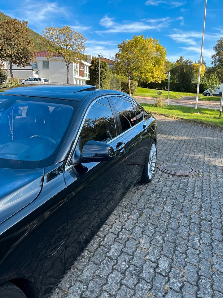 BMW 730d M-Packet Sehr gepflegtes Fahrzeug in Bad Wildungen