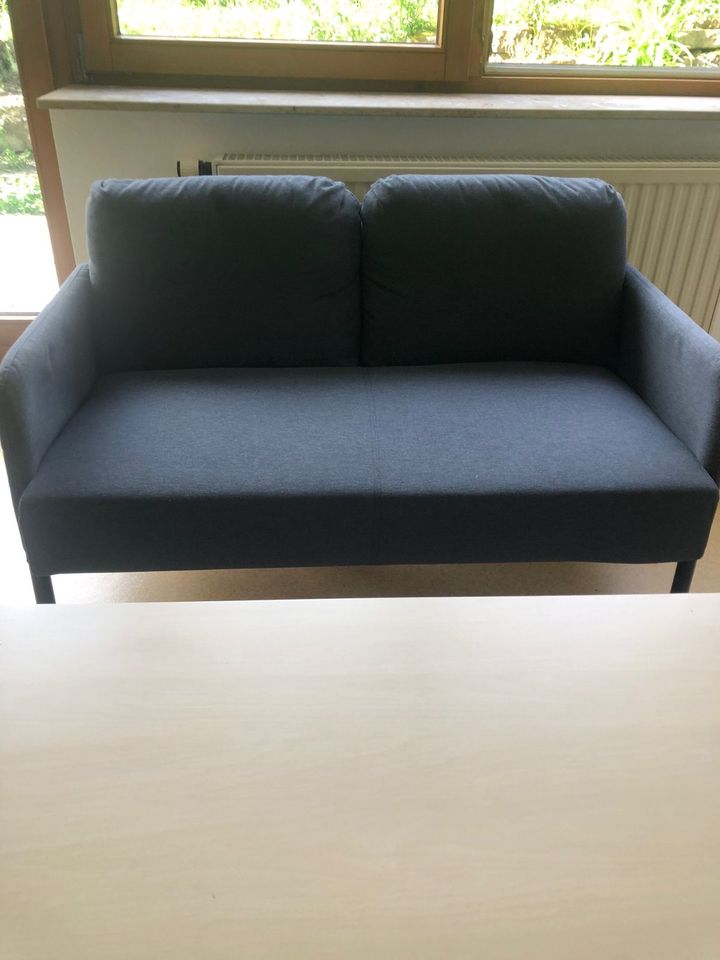 Sofa dunkelgrau 2sitzer IKEA neuwertig in Leinfelden-Echterdingen