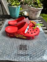 Crocs Classic Lightning McQueen - Größe 37-38 Bayern - Dietramszell Vorschau