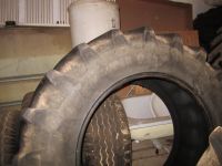 Kleber Reifen 520/70R38 Super 9L Schlepperreifen Hessen - Lichtenfels Vorschau