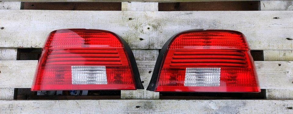 BMW E36 E46 E38 E39 Rückleuchten Heckleuchten US-Rot in Nordrach