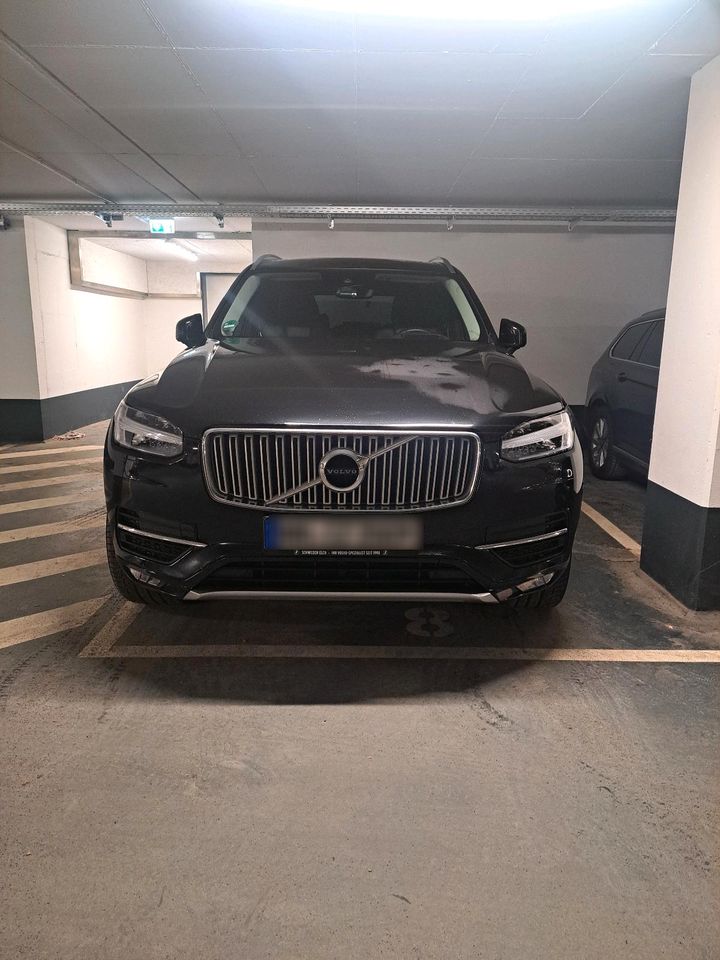 Volvo xc90 D5 inscription unfallfrei!! in Hamburg