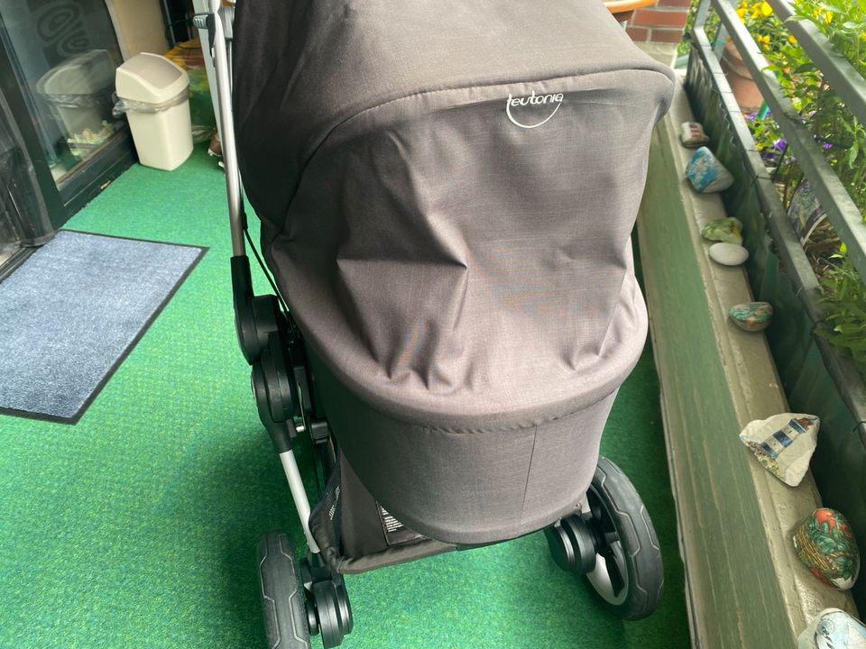 Teutonia Kinderwagen mit Maxi cosy Adapter in Gütersloh