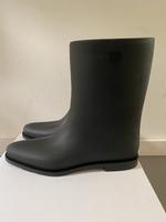 Totême Regenstiefel „The Rain“ aus Kautschuk, Größe 42, NEU Düsseldorf - Mörsenbroich Vorschau