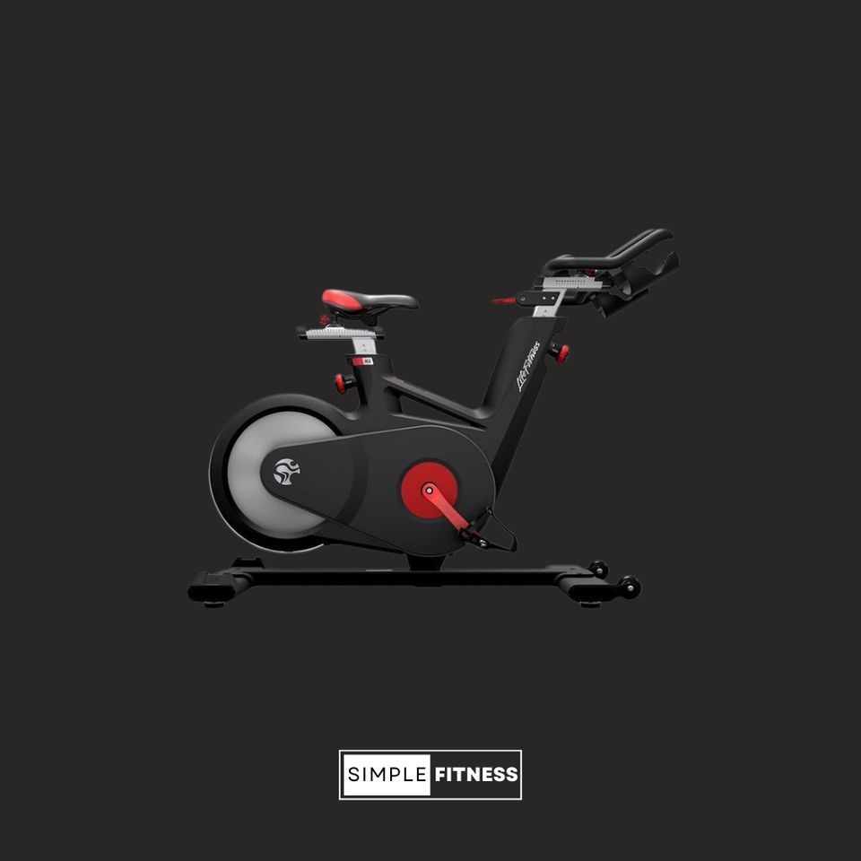 IC5 Life Fitness Indoor Cycling Bike *LED Tasten/APP KOMPATIBEL* in Laufen