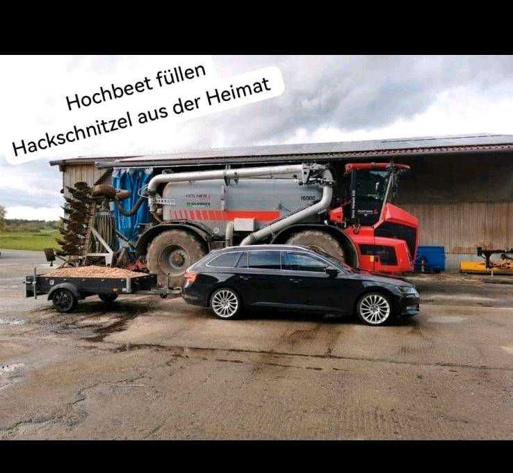 Verleih Anhänger 750kg Motorradanhänger Planenaufbau in Ebersdorf