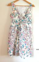 beiges geblümtes Trägerkleid mit V-Ausschnitt Promod Gr. 38 Kr. München - Neubiberg Vorschau