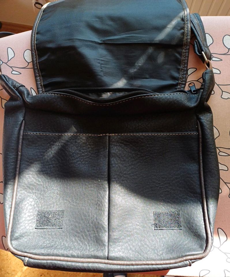 Damen Handtasche schwarz/braun Mix in Wenden