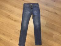 Damen Jeans Hose Denim 1982 W31/L32 Niedersachsen - Zetel Vorschau