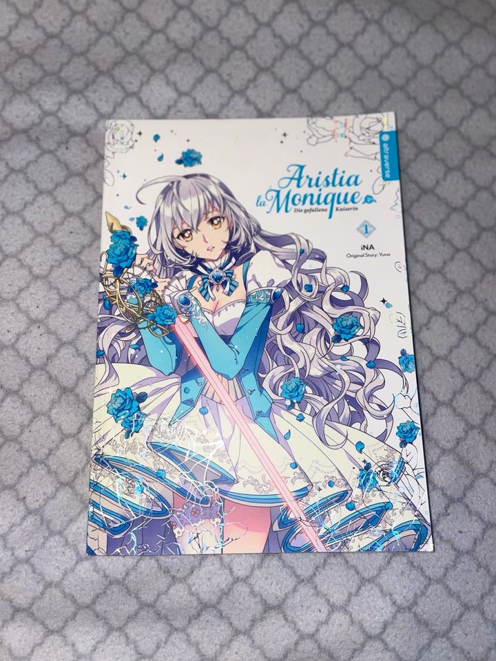 Zwei erstbände romance mangas in Zimmernsupra