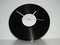 Schallplatten-Uhr mit Uhrwerk Schallplatte Vinyl Musik Brandenburg - Elsterwerda Vorschau