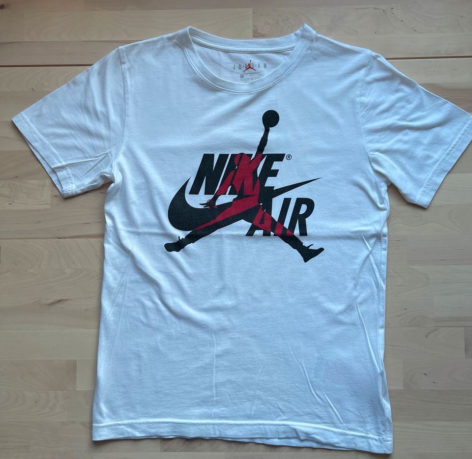 Shirt Nike Gr. 147-163 in Berlin
