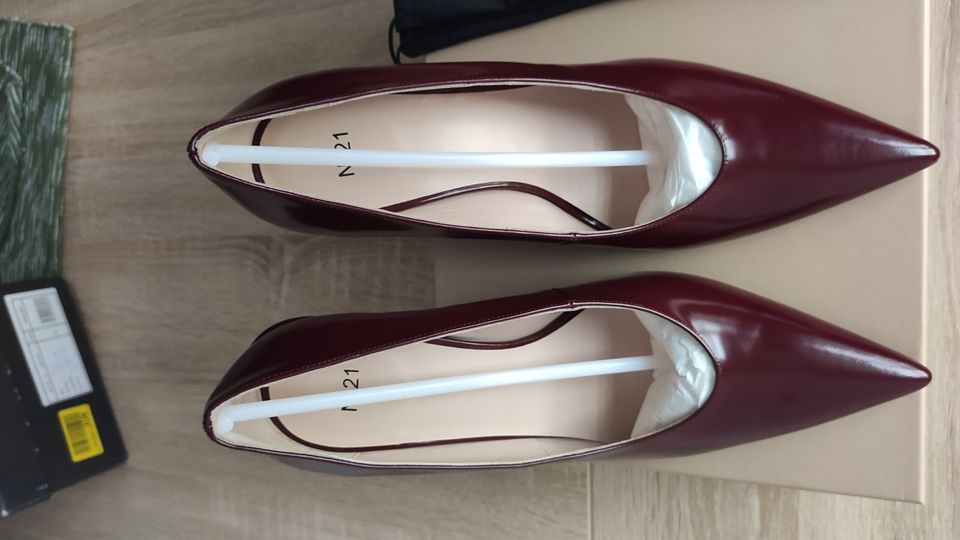 N°21 Designer High Heel Pumps bordeaux rot 39 neu in Saarbrücken