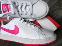 Nike wmns court majestic Sneaker weiß pink EUR 38,5 NEU Nordrhein-Westfalen - Krefeld Vorschau