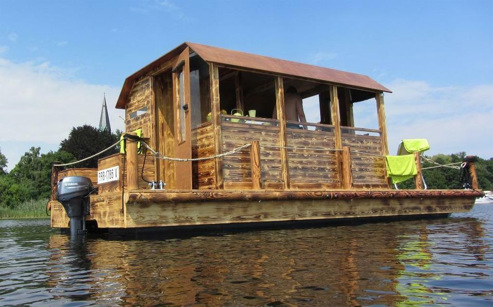 4 Tage Urlaub auf dem Hausboot / Floß – führerscheinfrei in Potsdam