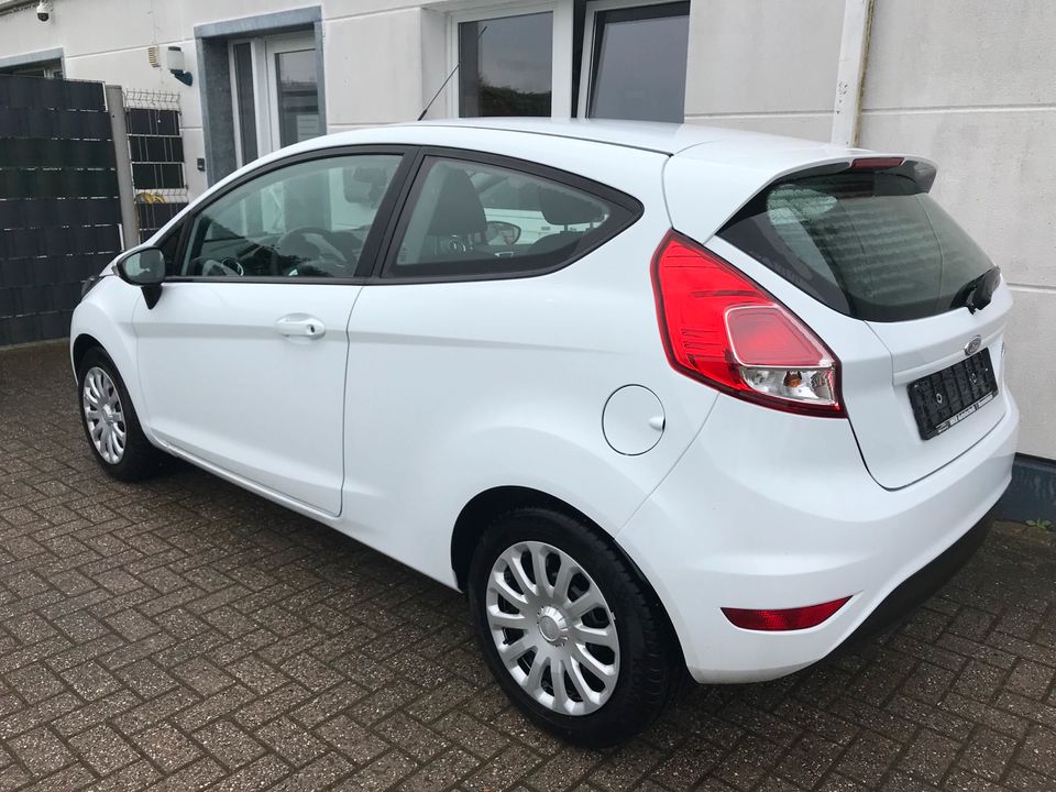 Ford Fiesta 1.25 SYNC Edition WEISS  Sitzheizung 2014  Garantie in Hamminkeln