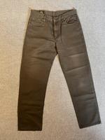 Klassische Olive Lee Hose in Größe 31/30 Berlin - Charlottenburg Vorschau