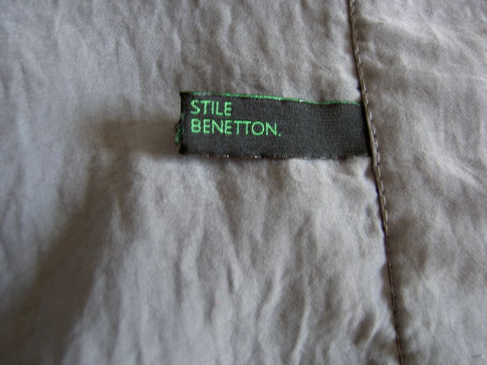 Blusen-Shirt mit Raffung Benetton, Gr. XS, grau, 1x getragen in Tittling