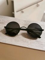 Sonnenbrille - schwarz, retro look Nordrhein-Westfalen - Stemwede Vorschau