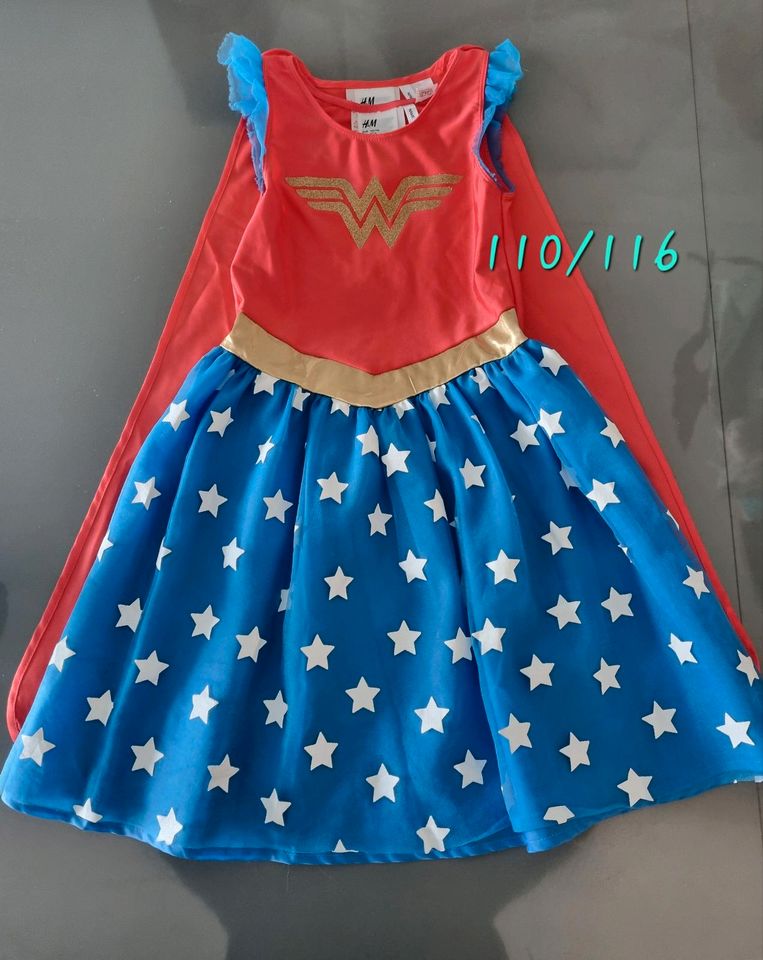 Wonder Woman Kostüm in Warburg