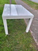 Couchtisch IKEA Lack 90x55x45 cm mit Glasdeckplatte Niedersachsen - Wilhelmshaven Vorschau