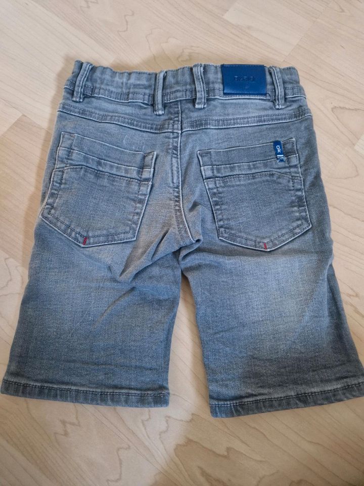 Okaidi Kurze Jeans Slim 104 in Oldenburg