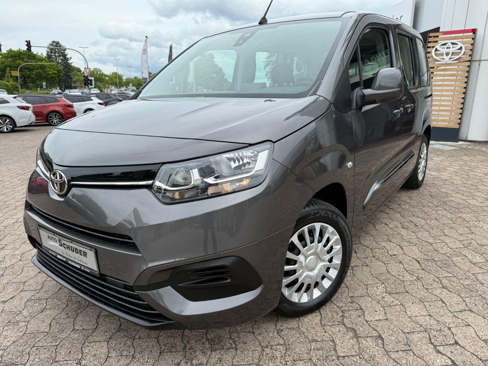 Abbildung des Autos Toyota Proace City Verso…
