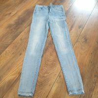 Pull & Bear Jeans Gr 34 schmal geschnitten Nordrhein-Westfalen - Wülfrath Vorschau