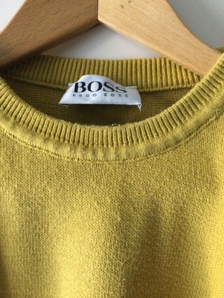 Herrenpullover v. BOSS, Gr. 54 in Lohmar