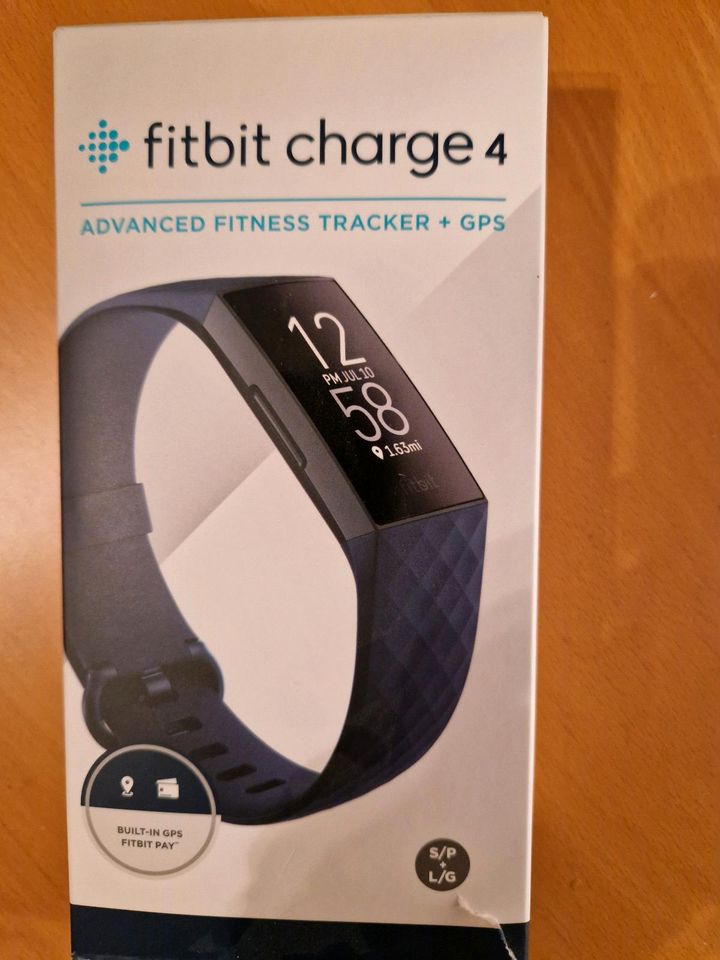 Fitbit  Charge 4 in Merzig