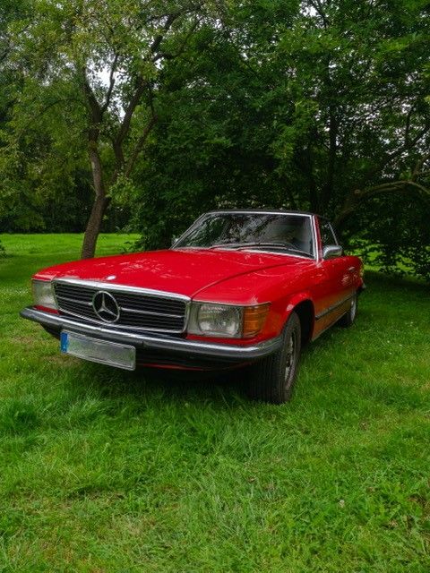 Mercedes 450 SL Cabrio in Rot – Ein Traum auf Rädern in Ottersberg