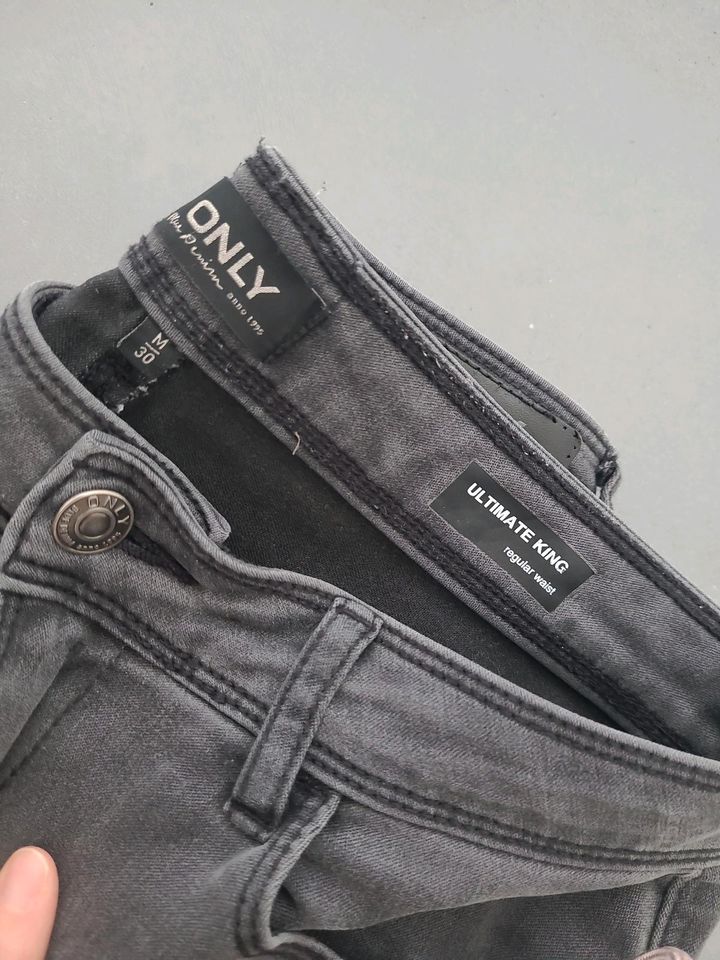 Jeans Only M 30 in Engen