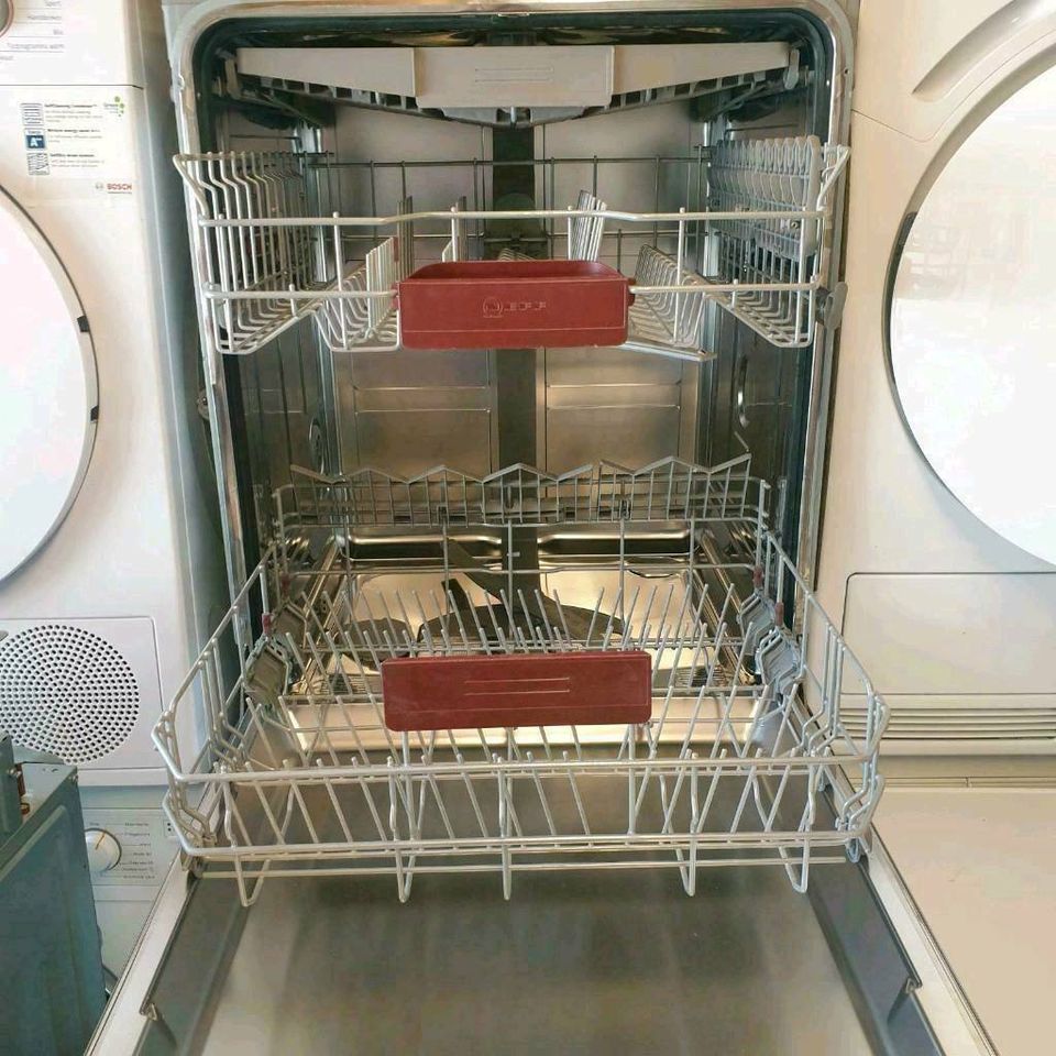 Waschmaschine,Spülmaschine ,Trockner, Elektroherde,Kühlschränke in Unterhaching