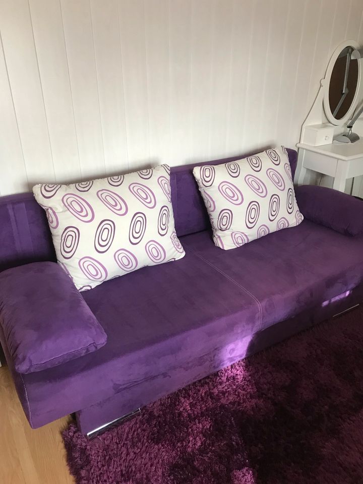 Schönes Sofa zu verkaufen in Kassel