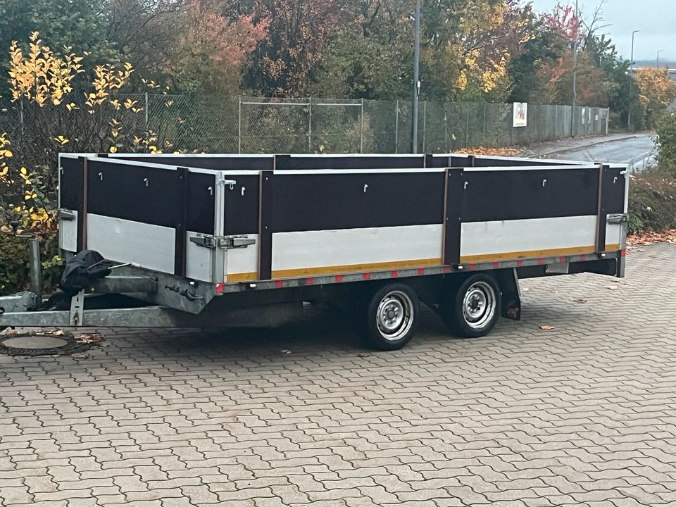 Mietanhänger Autoanhänger Transporter Trailer 2,7t.zu Vermieten in Konradsreuth