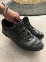 Hugo Boss, Lederschuhe, Sneaker, schwarz Größe EU 43 Hessen - Heusenstamm Vorschau