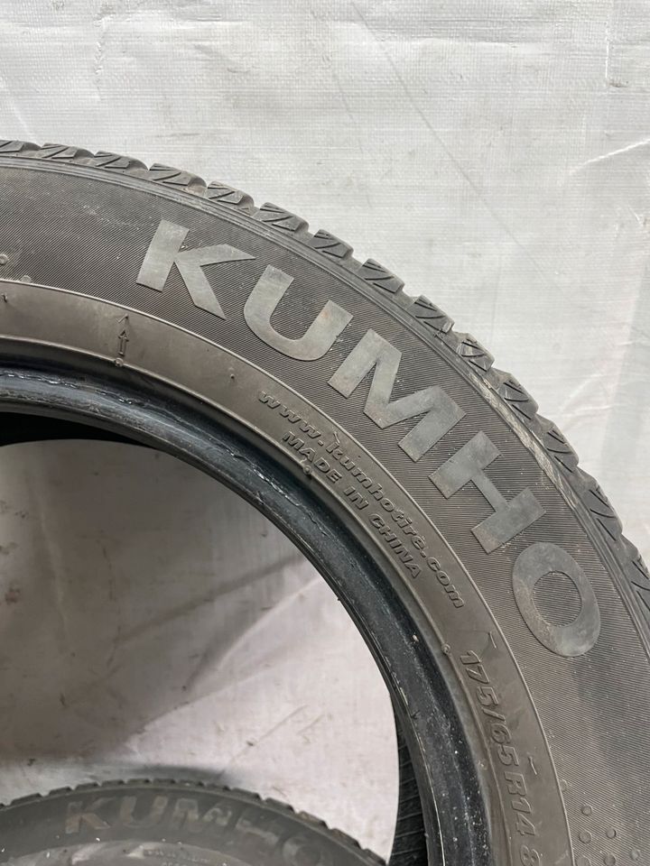 Winterreifen, 2x 175/65 R14, 82T, Kumho in Haiger