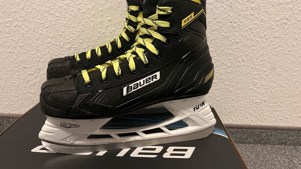 Schlittschuhe Bauer Supreme S23 in Baden-Baden