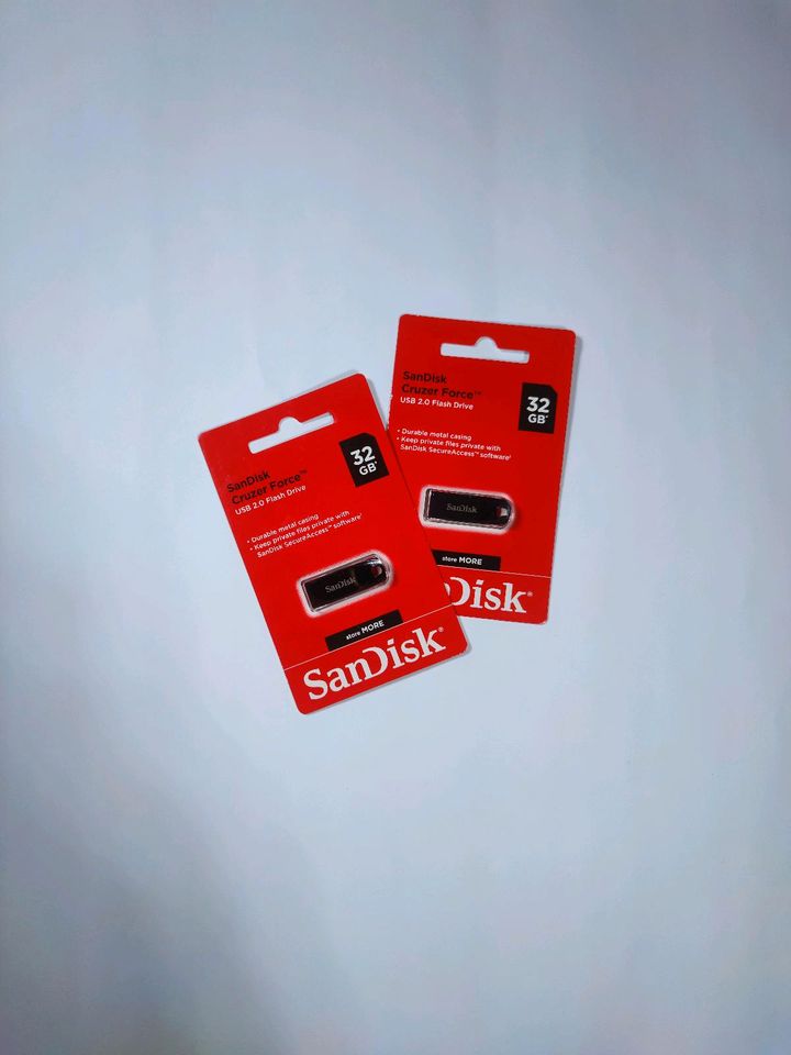 SanDisk Ultra Flair USB 3.0 32GB in Halle (Holzminden)