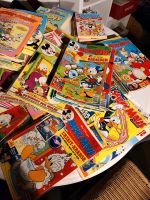 Ca. 100 Comics Micky Maus Fix und Foxi Tom und Jerry Petzi Bussi Hessen - Groß-Umstadt Vorschau