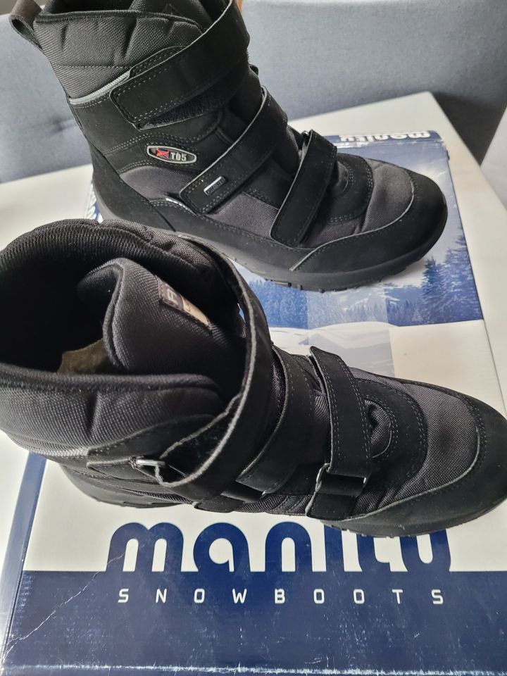 Neue Stiefel Winterstiefel Snowboots Manitu Polar schwarz Gr. 42 in Steinsfeld