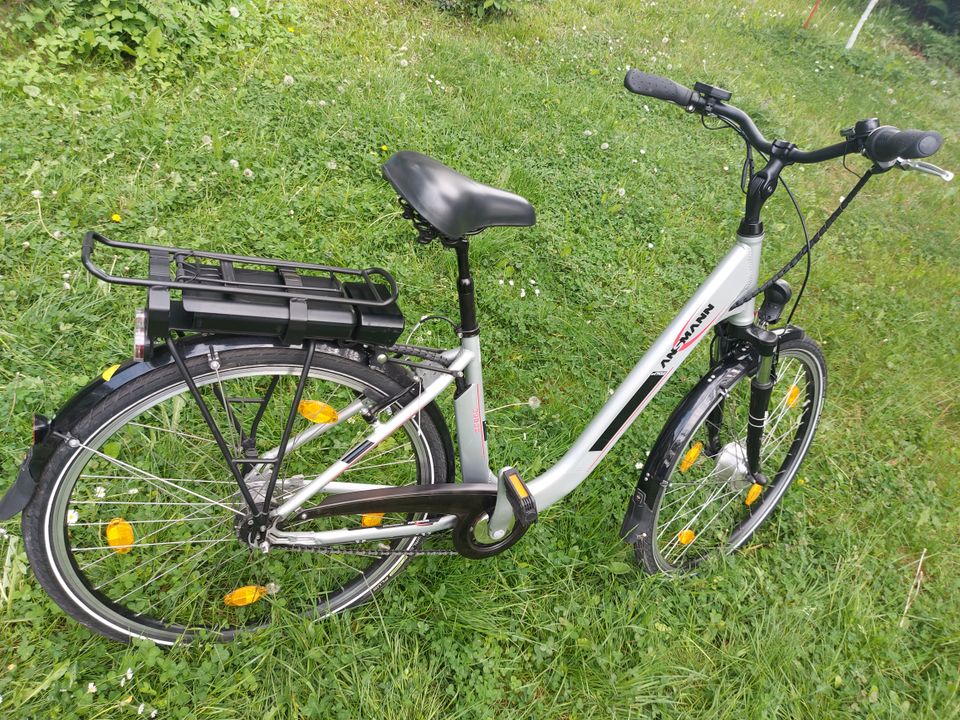 E-Bike Elektrofahrrad Citybike ANSMANN City 28 Zoll 45 RH Fahrrad in Frankfurt am Main