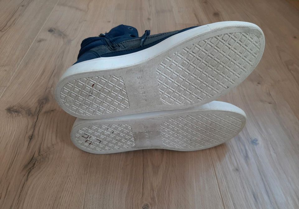 Esprit 40 Schuhe Sneaker high blau gefüttert Stiefel Damen Glitze in  Schwerin - Altstadt | eBay Kleinanzeigen ist jetzt Kleinanzeigen