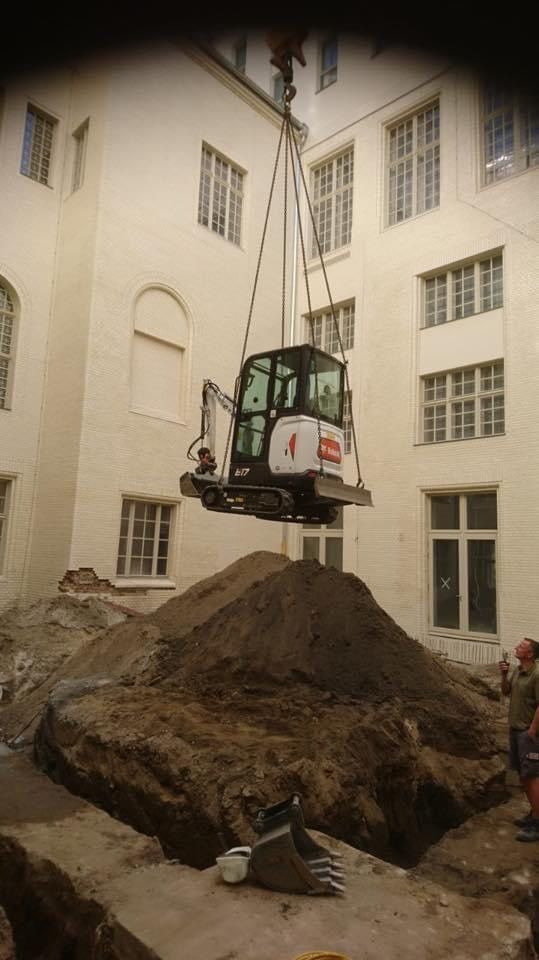 Abriss/Abbruch/Entkernung/Rückbau/Demontage/Bagger/Handabbruch in Lebus